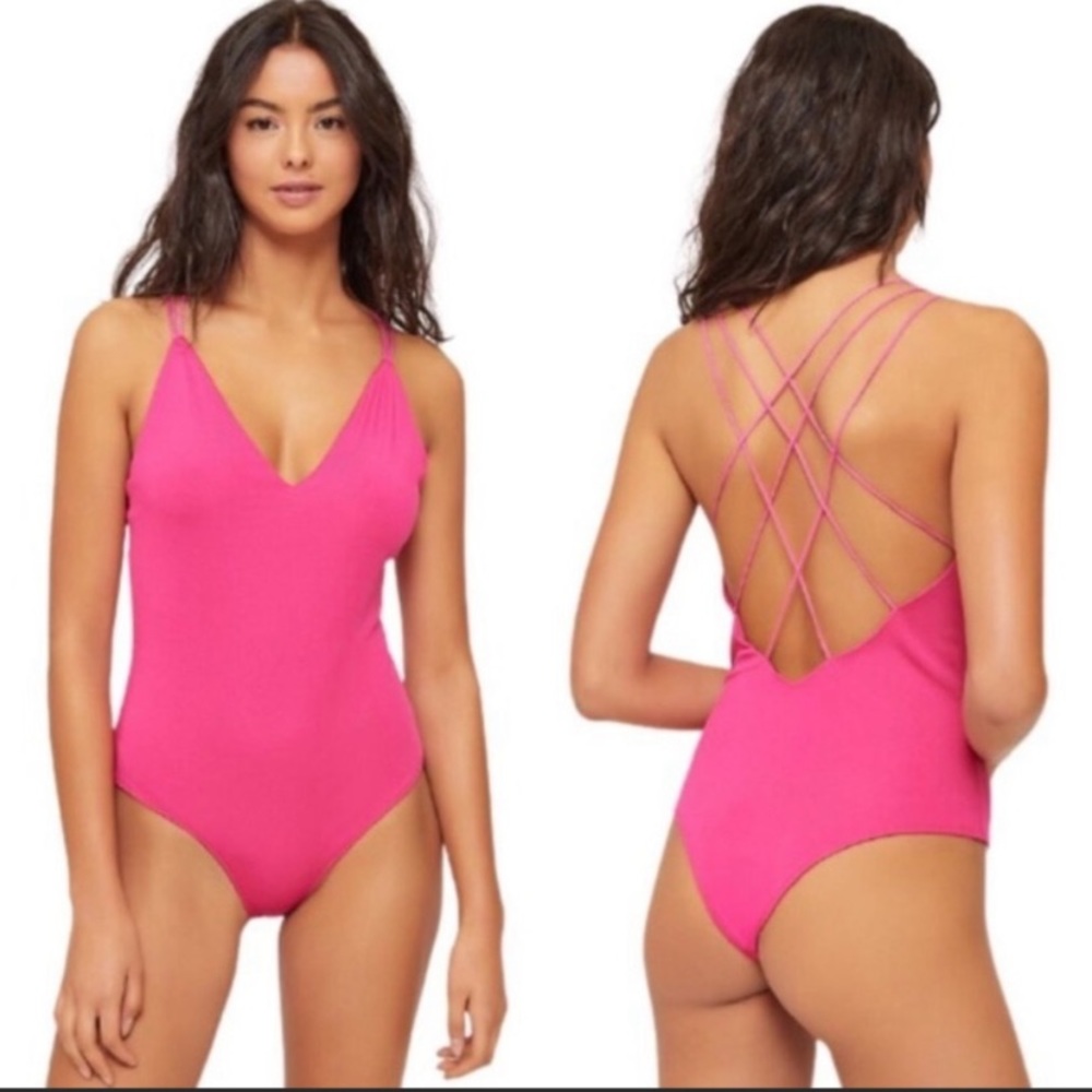 🔸 Ardene 🔸 strappy pink bodysuit